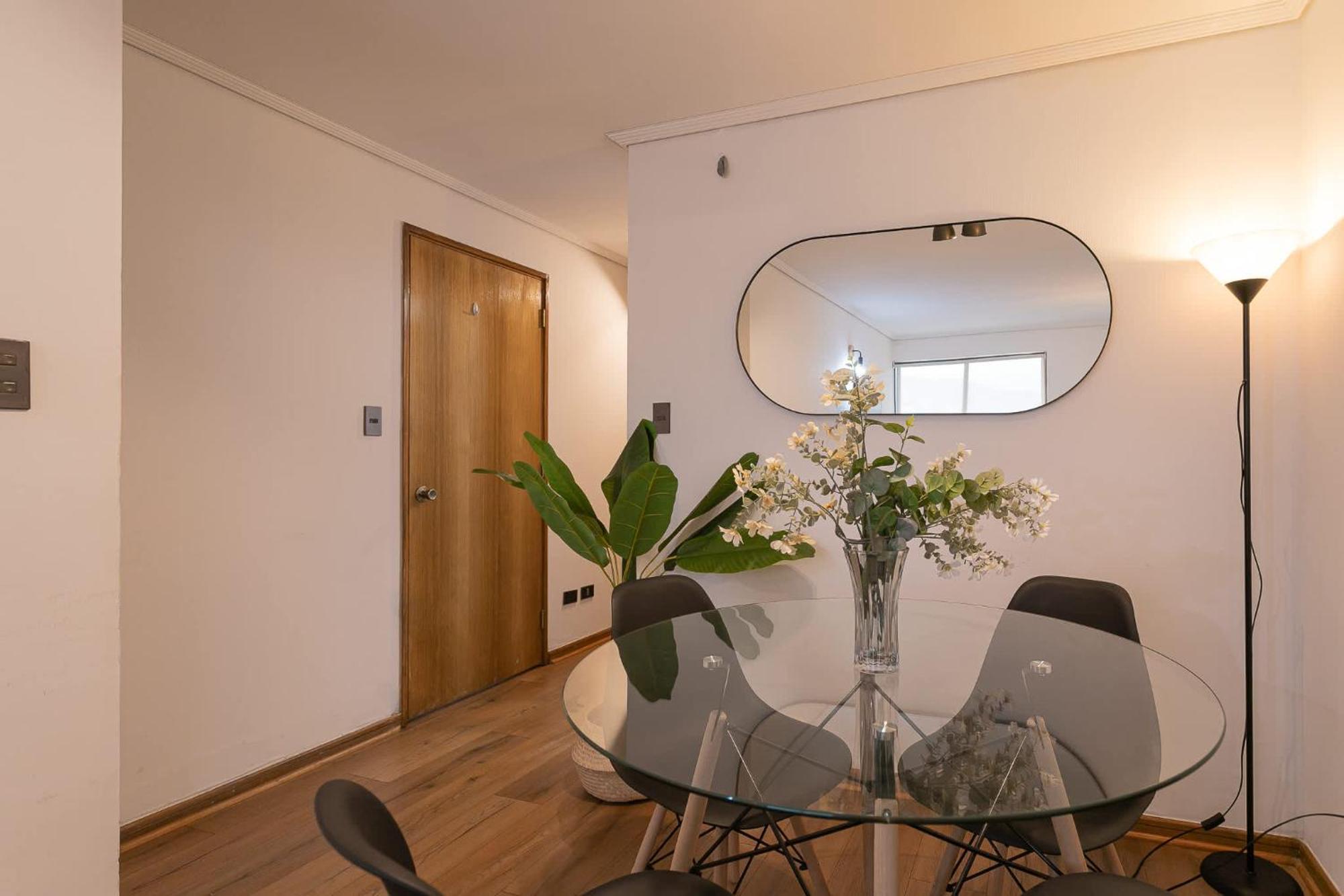 Comodidad En Condes - Amplio Depto Apartamento